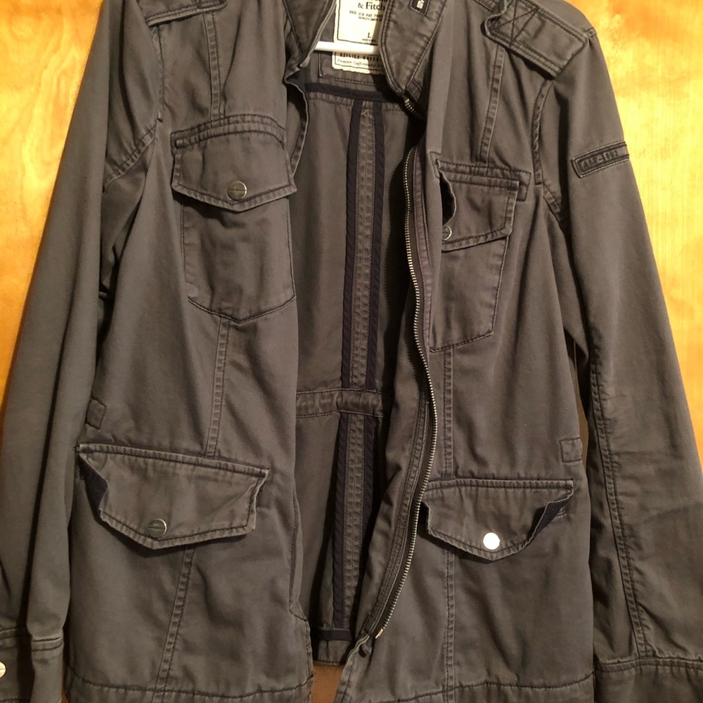 Abercrombie and Fitch - Grey - Large - Womens